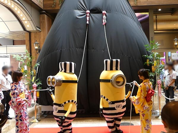 あべのアポロシネマの ちょっとお得な耳より情報 : 巨大ミニオン