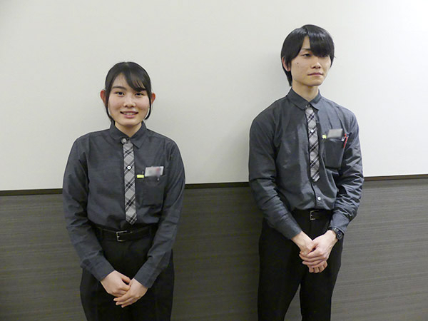 あべのアポロシネマの ちょっとお得な耳より情報 制服が新しくなりました あべのアポロシネマの ちょっとお得な耳より情報 制服が新しくなりました
